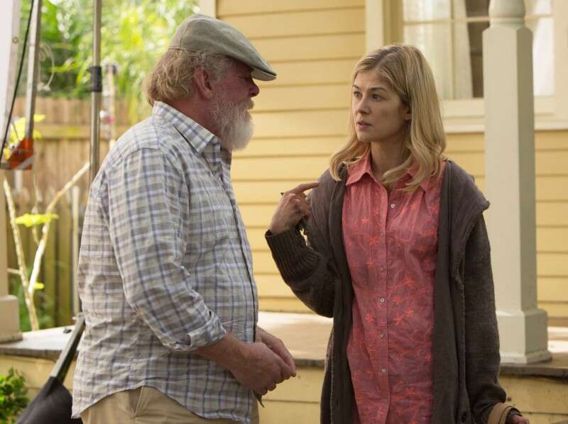 זר דופק בדלת, ניק נולטי